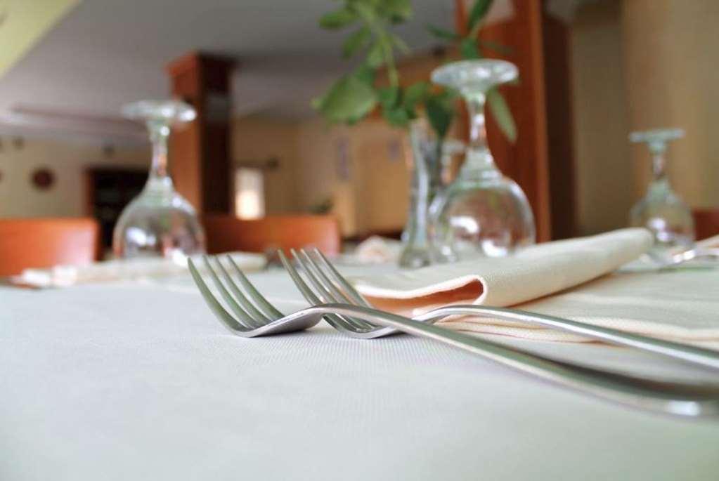 Hotel Solki SantʼAntìoco Restaurant foto